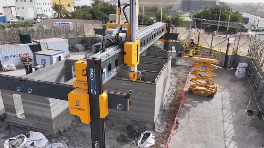 Arinaga estrena edificio pionero hecho con 3D y robótica en su 60%