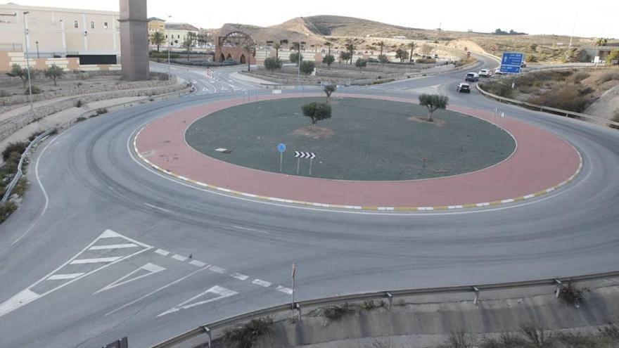 Dos nuevas rotondas se hacen más seguras para ciclistas y peatones