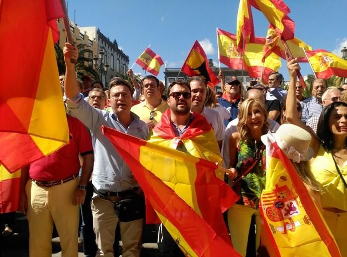 Concentración por la unidad de España en Santa Ana