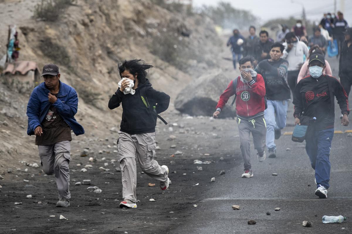 Miles de peruanos exigen en las calles la dimisión de Dina Boluarte