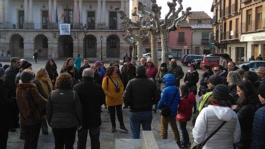 Decenas de turistas descubren Toro en la última visita guiada y gratuita del Patronato