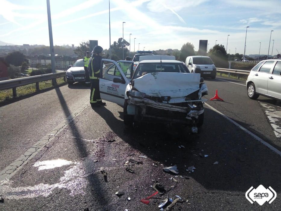 Accidente múltiple a la entrada de Avilés