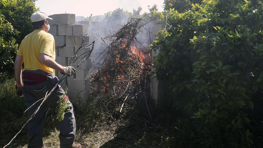 Vila-real regula las quemas agrícolas de la mano de las entidades agrarias