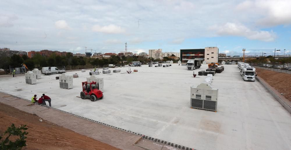 Empieza el montaje del hospital de campaña de València en la Fe