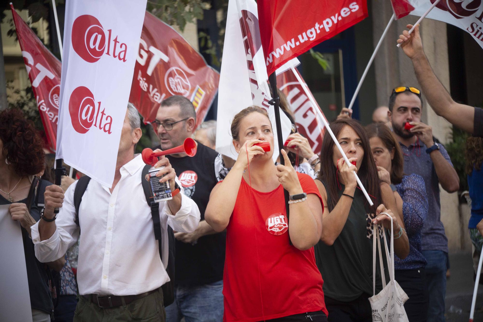 Protesta por las condiciones laborales en Banco Sabadell