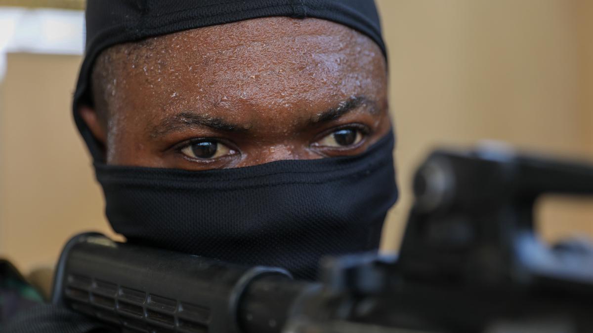 Imagen de archivo de un militar nigeriano entrenando en Costa de Marfil.