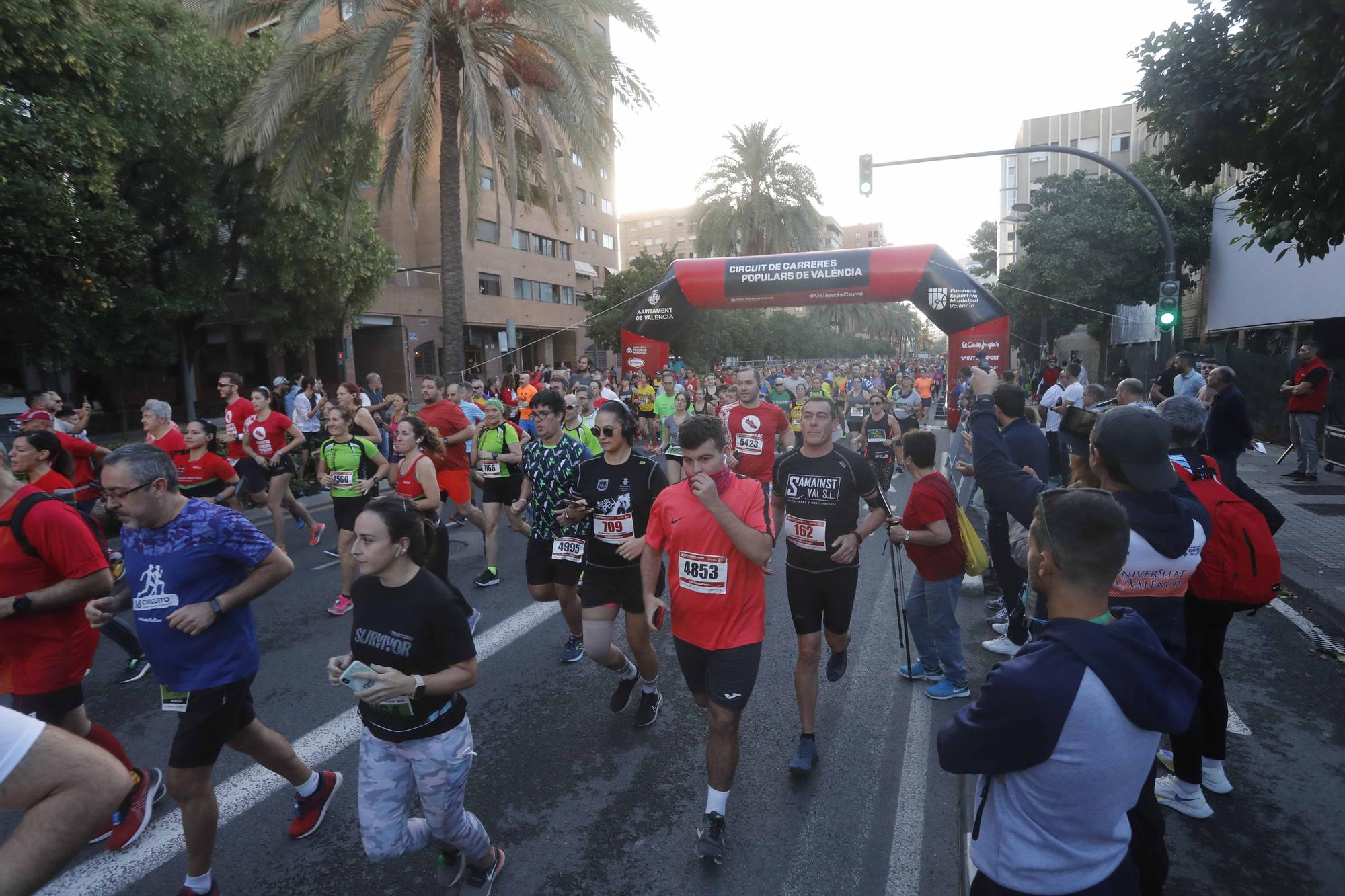 ¡Búscate en la X Carrera de la Universitat de València!