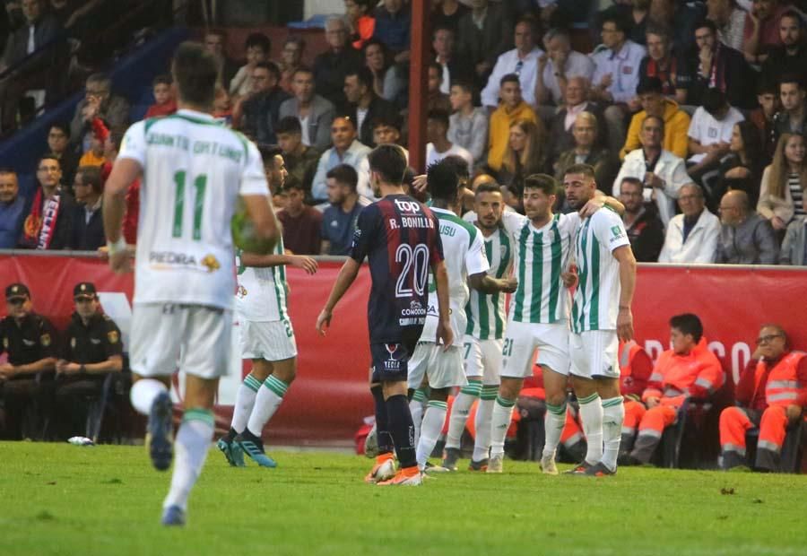 El Córdoba CF salva un punto ante el Yeclano