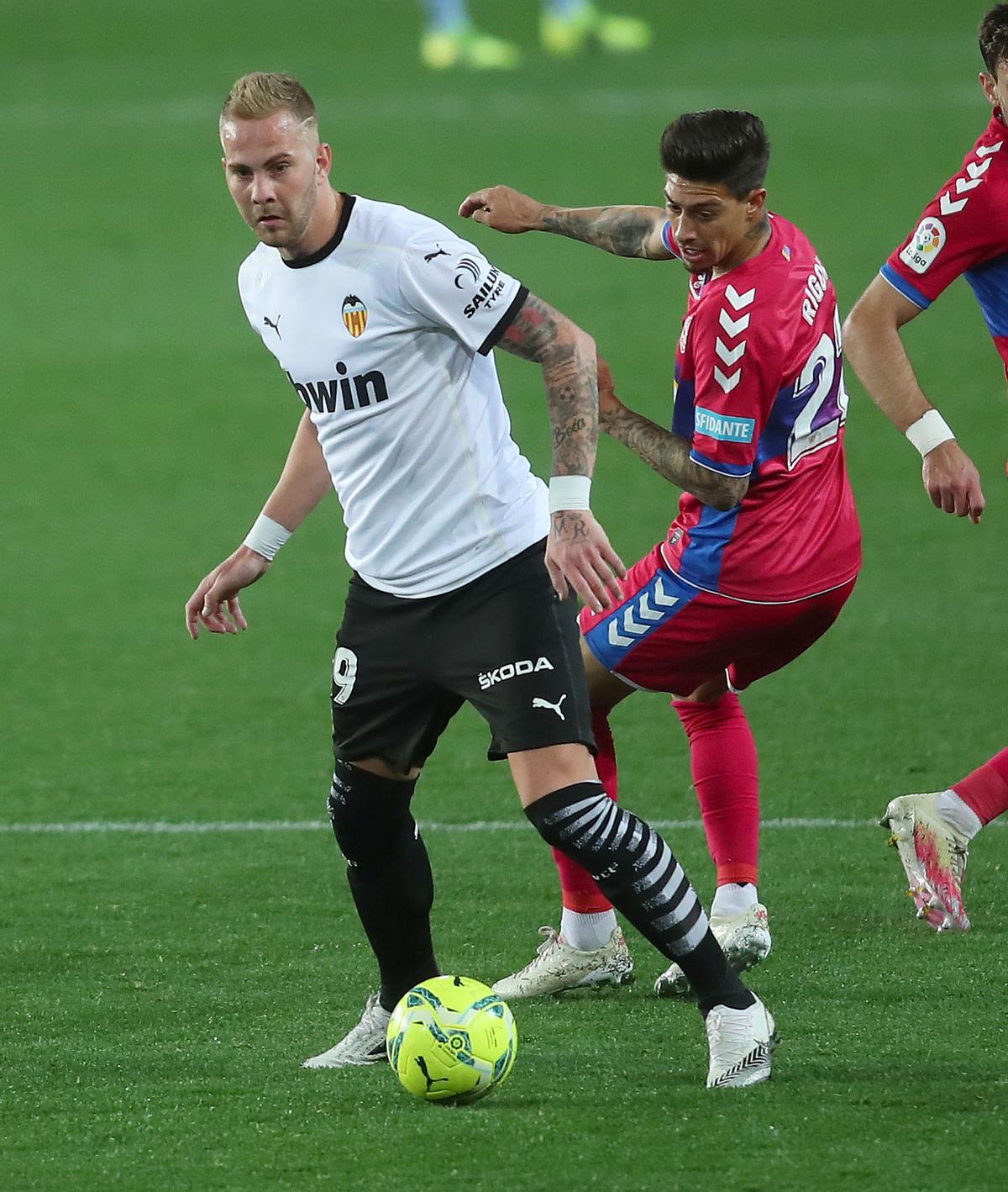 Uros Racic, 1.356 minutos.jpg