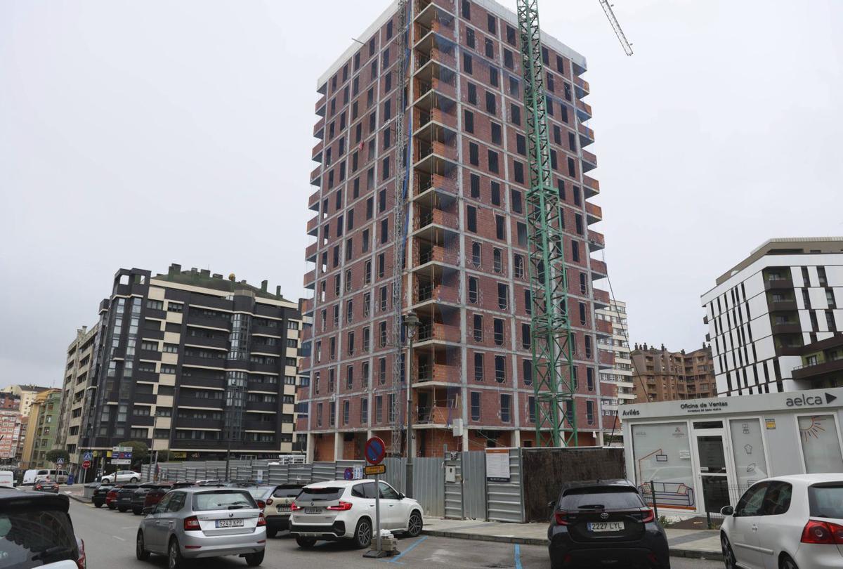 Obras en la nueva promoción de González Abarca. | MARIO CANTELI