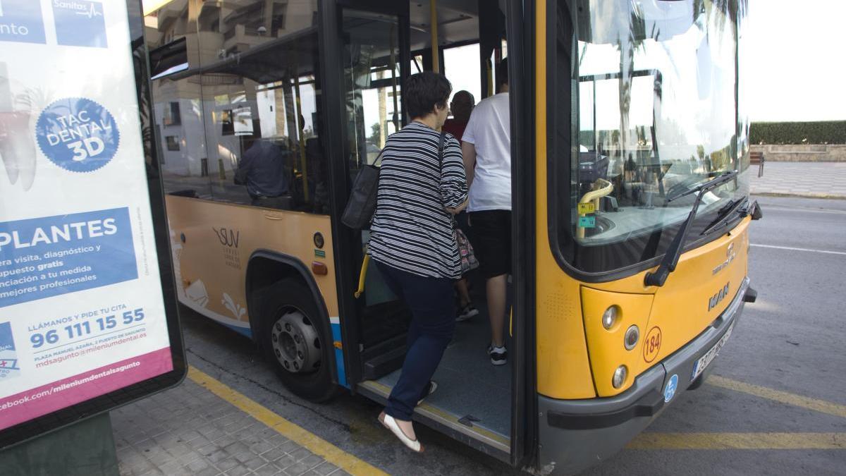 Sagunt restablece el autobús urbano y la Zona Azul