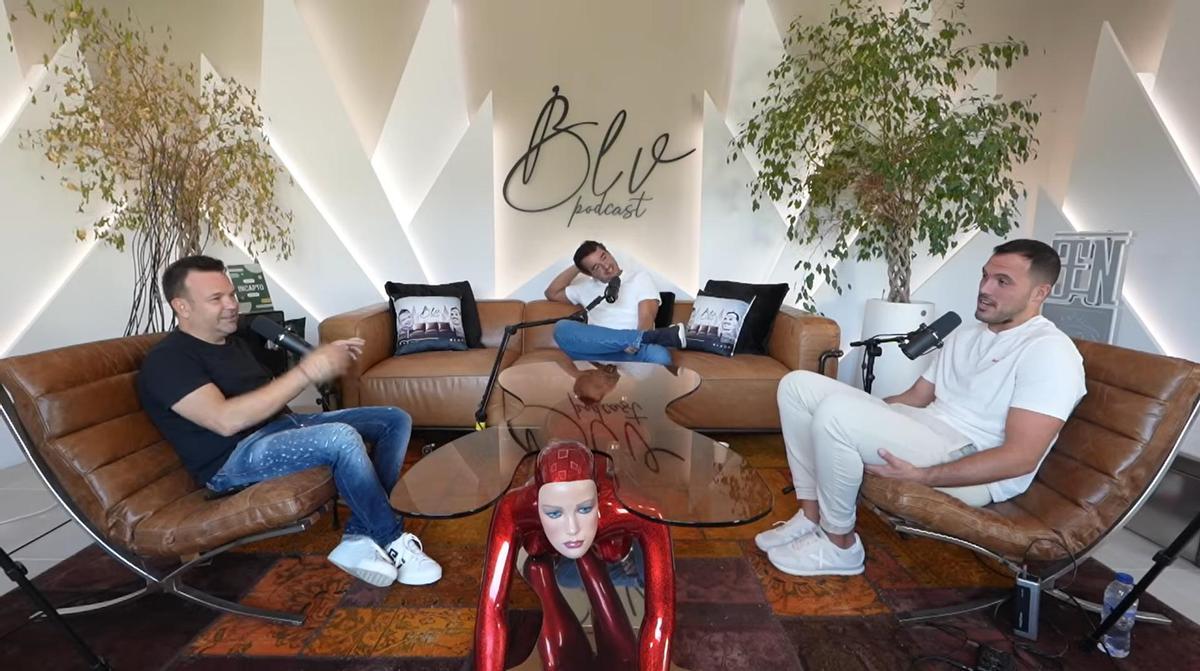 Josep Talavera conversando con José Elías y Eric Ponce en su podcast.