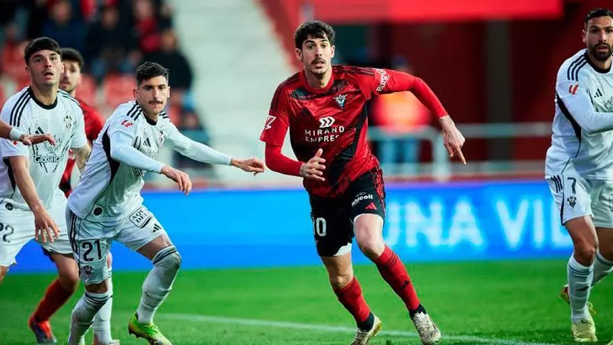 Resumen, goles y highlights del CD Mirandés 1 - 1 Albacete BP de la jornada 33 de LaLiga Hypermotion