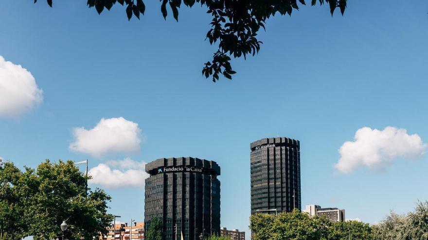 CaixaBank cerró 2025 con cerca de 71.000 millones de euros gestionados