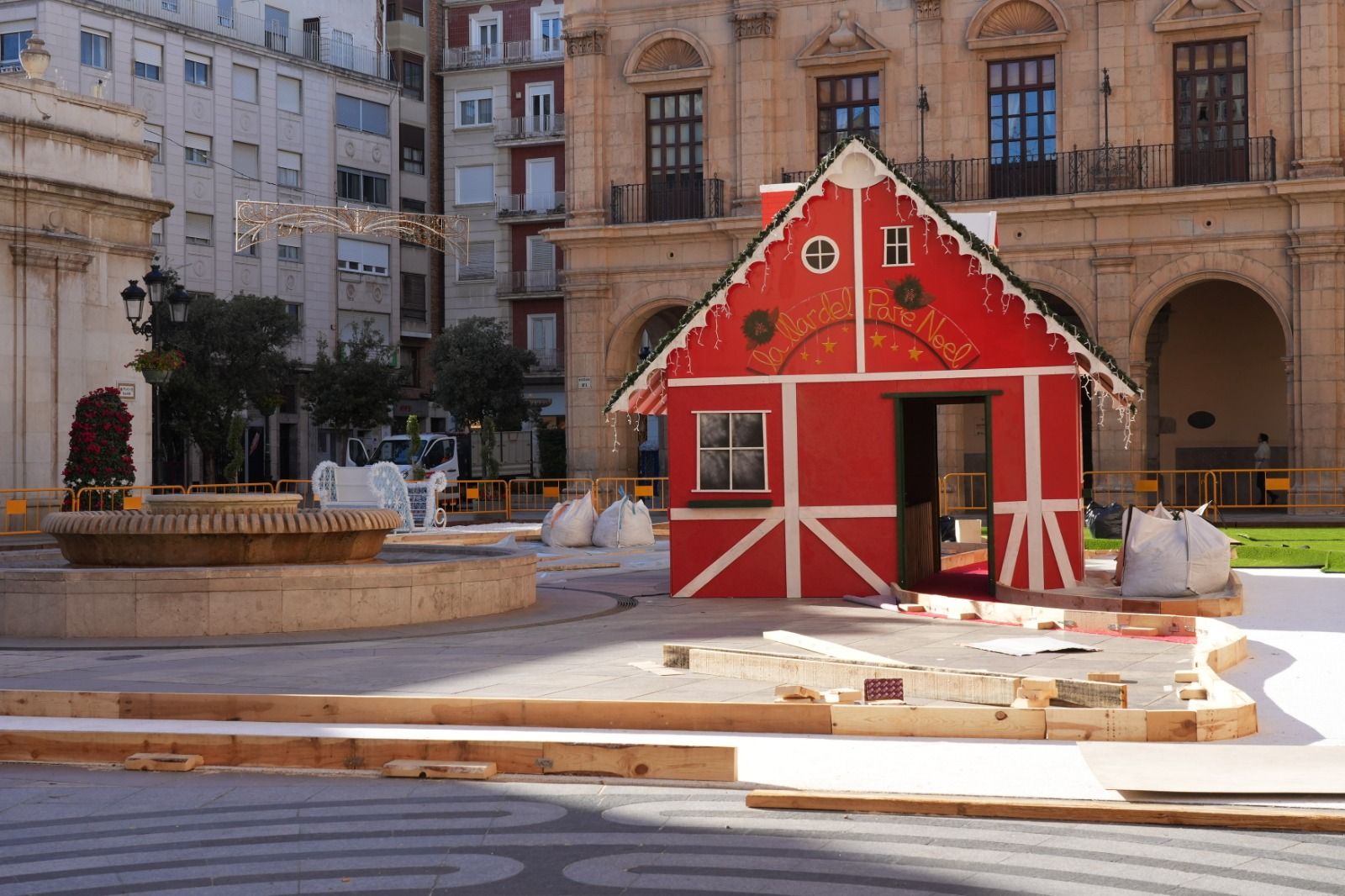 Castelló se engalana para la Navidad