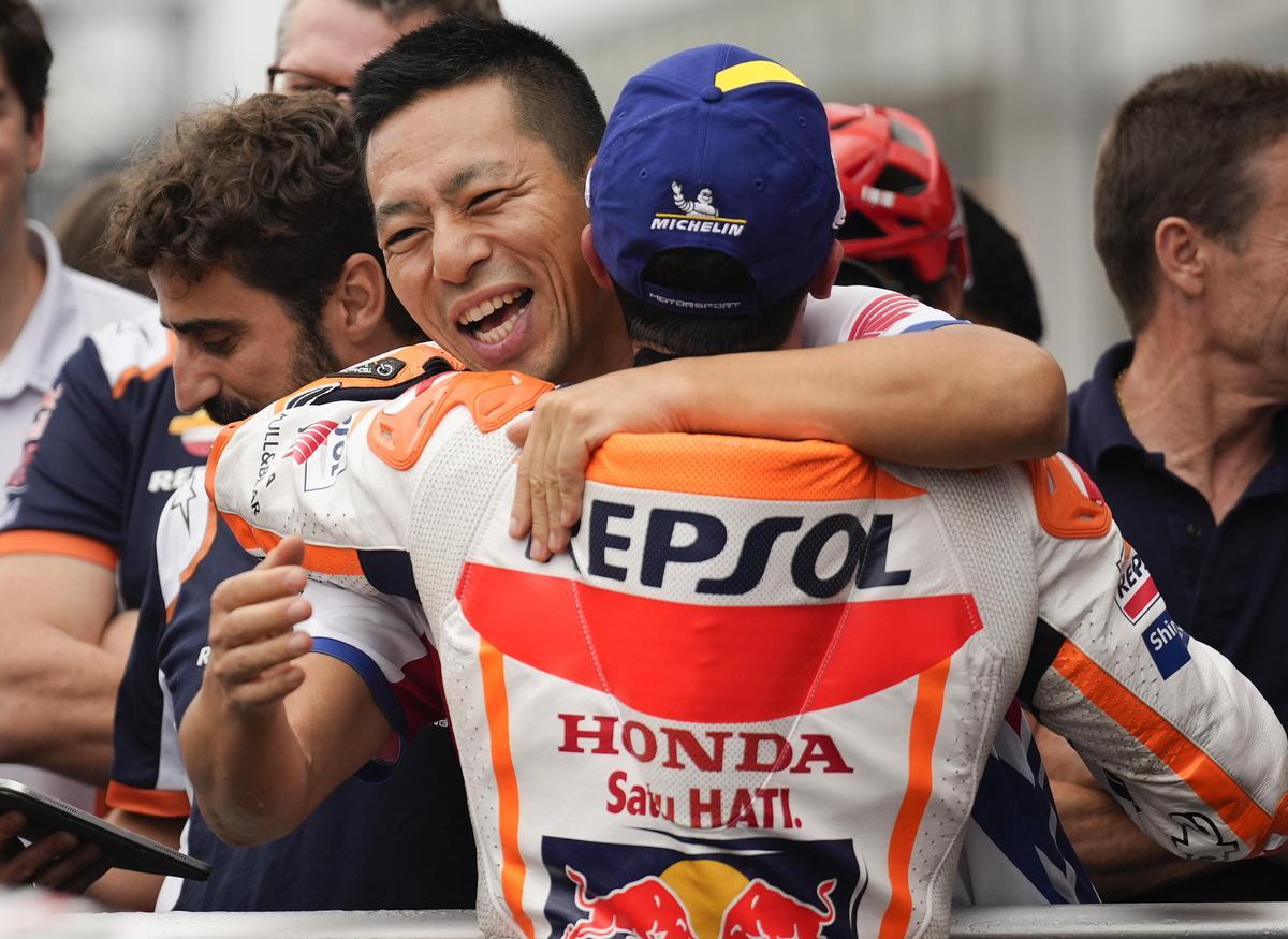 Márquez torna a fer màgia 1.071 dies després i aconsegueix la ‘pole’ Márquez torna a fer màgia 1.071 dies després i aconsegueix la ‘pole’