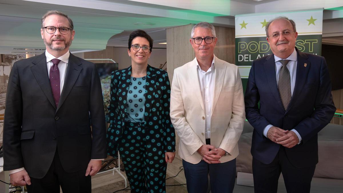 Rafael Quesada, Eva Gargallo, Juan Carlos García y Tomás Martínez.
