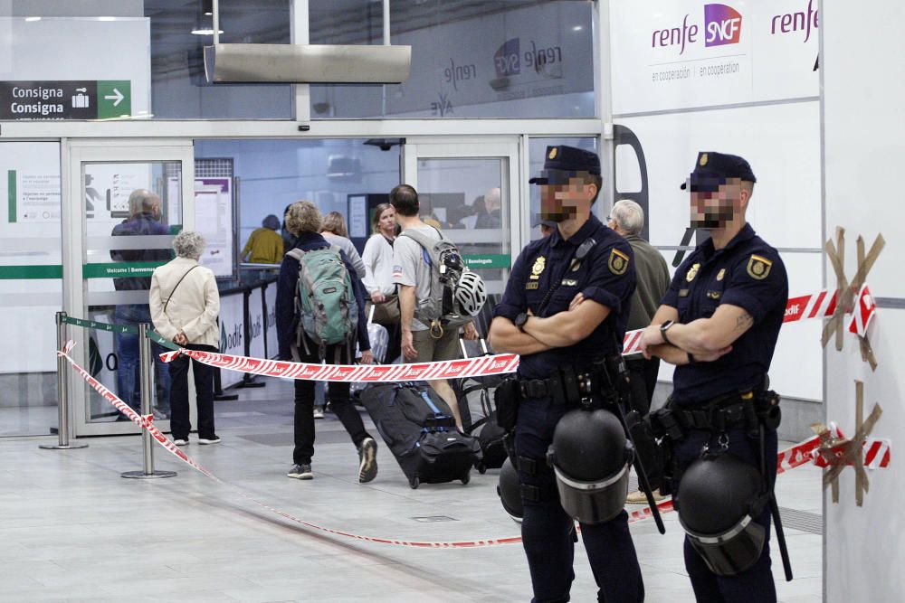 L'estació del TAV a Girona, blindada pels cossos policials