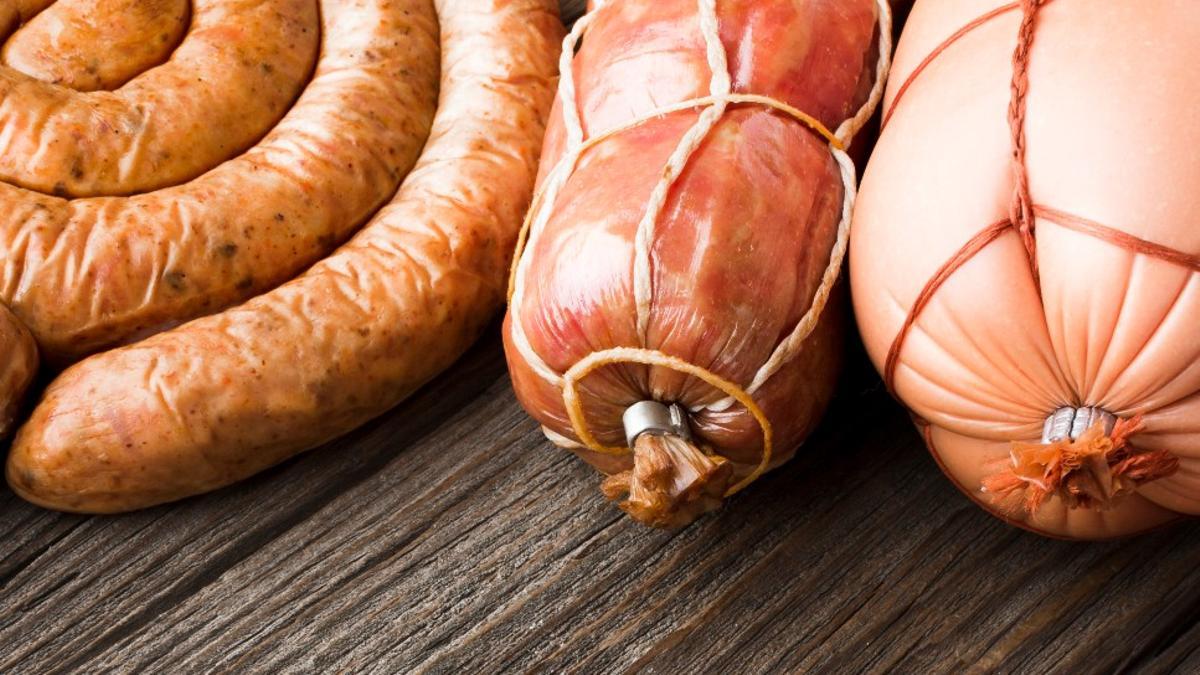 extra/close-up-variety-of-delicious-pork-meat-on-the-table.jpg