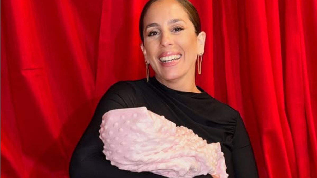 ÚLTIMA HORA HIJA ANABEL PANTOJA: Las redes cargan contra Anabel Pantoja por sus publicaciones en redes en plena investigación: «No tiene dos dedos de frente»