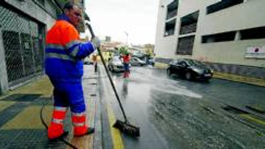 Aún no hay fecha para que entre en vigor el recorte de la recogida de basura el domingo