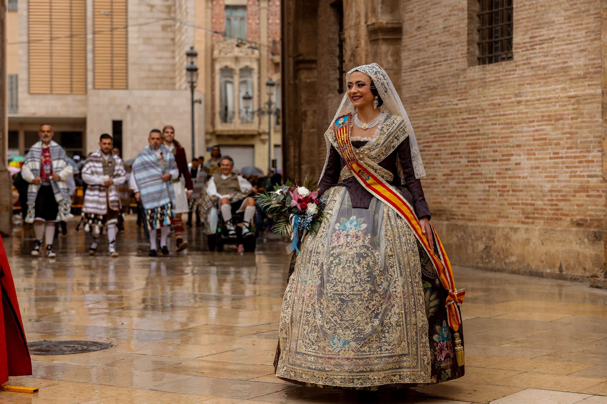 Falleras Mayores en la Ofrenda 2025. Día 18 (2/3)