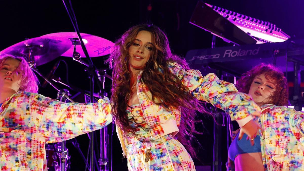 Camila Cabello abre concierto de Coldplay en Bogotá