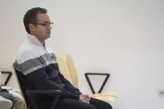 El exconductor de guaguas que arrolló a un motorista en Escaleritas alega que intentaba salvar a los pasajeros: "No quería hacerle daño"