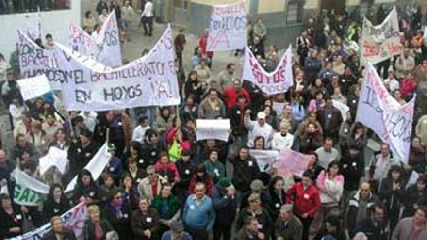 Una comisión decidirá si Hoyos puede tener instituto