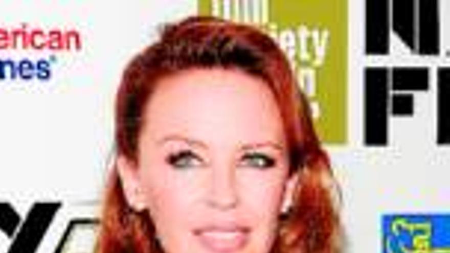 Kylie Minogue : NO HAY CAMPANAS DE BODA CON EL MODELO ANDRES VELENCOSO
