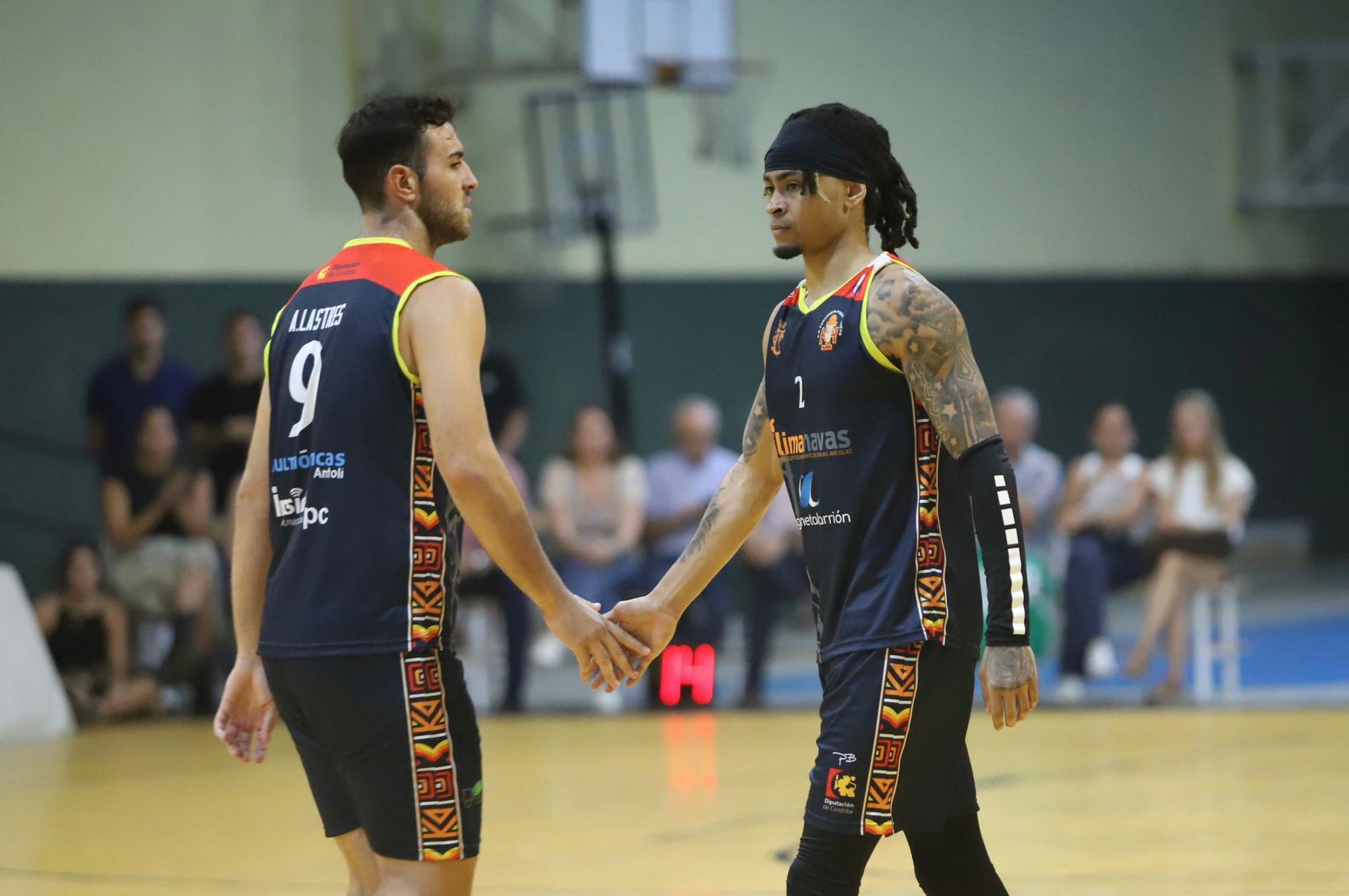 La semifinal de Copa Diputación Coto Córdoba Baloncesto - Peñarroya, en imágenes