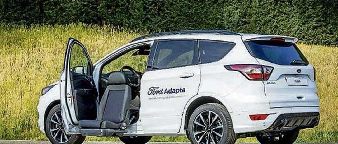 Un Ford Kuga adaptado que estará en exposición. // FdV