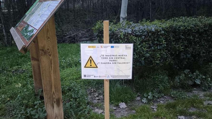 ¿Te has fijado en los carteles que han aparecido en Santa Clara?