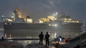 El buque factoría «Sen Lan», dedicado a la pesca de krill.