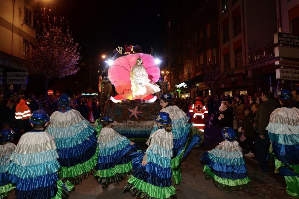 Desfile del Antroxu en Mieres