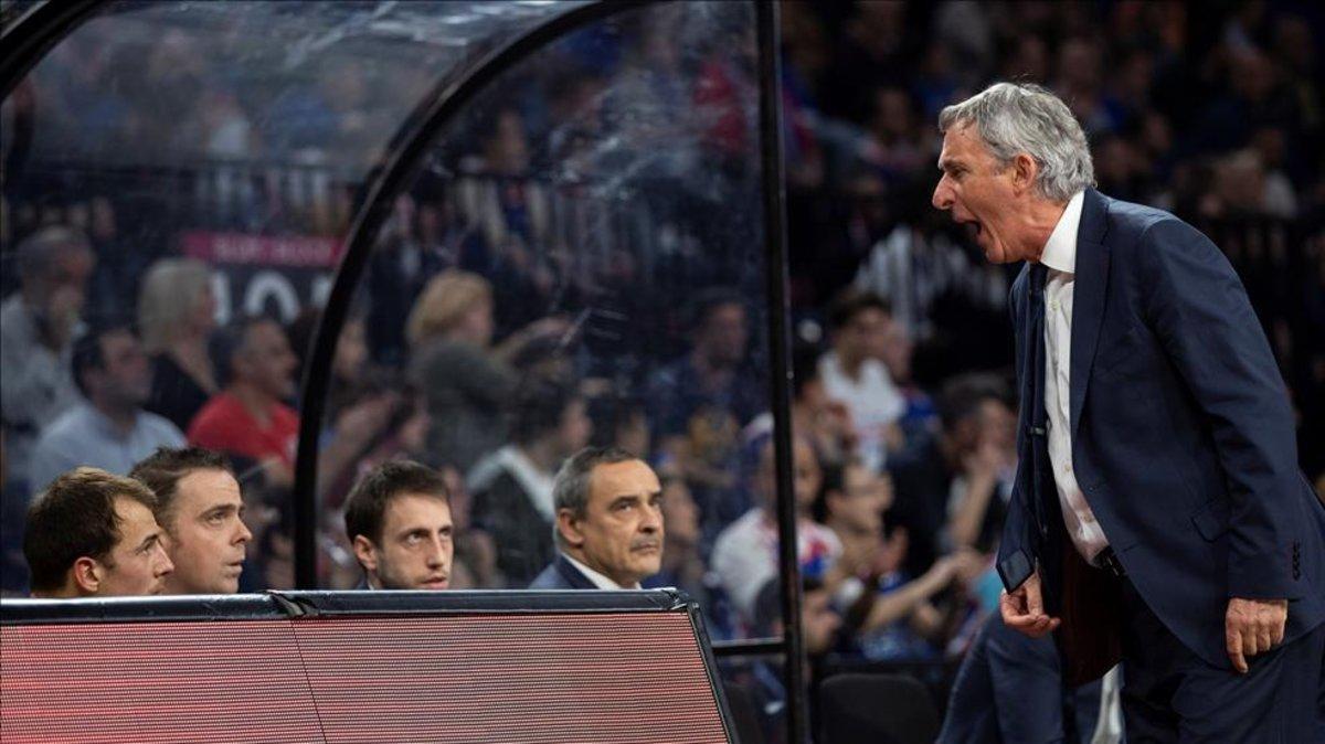 Insólita expulsión tempranera a Pesic