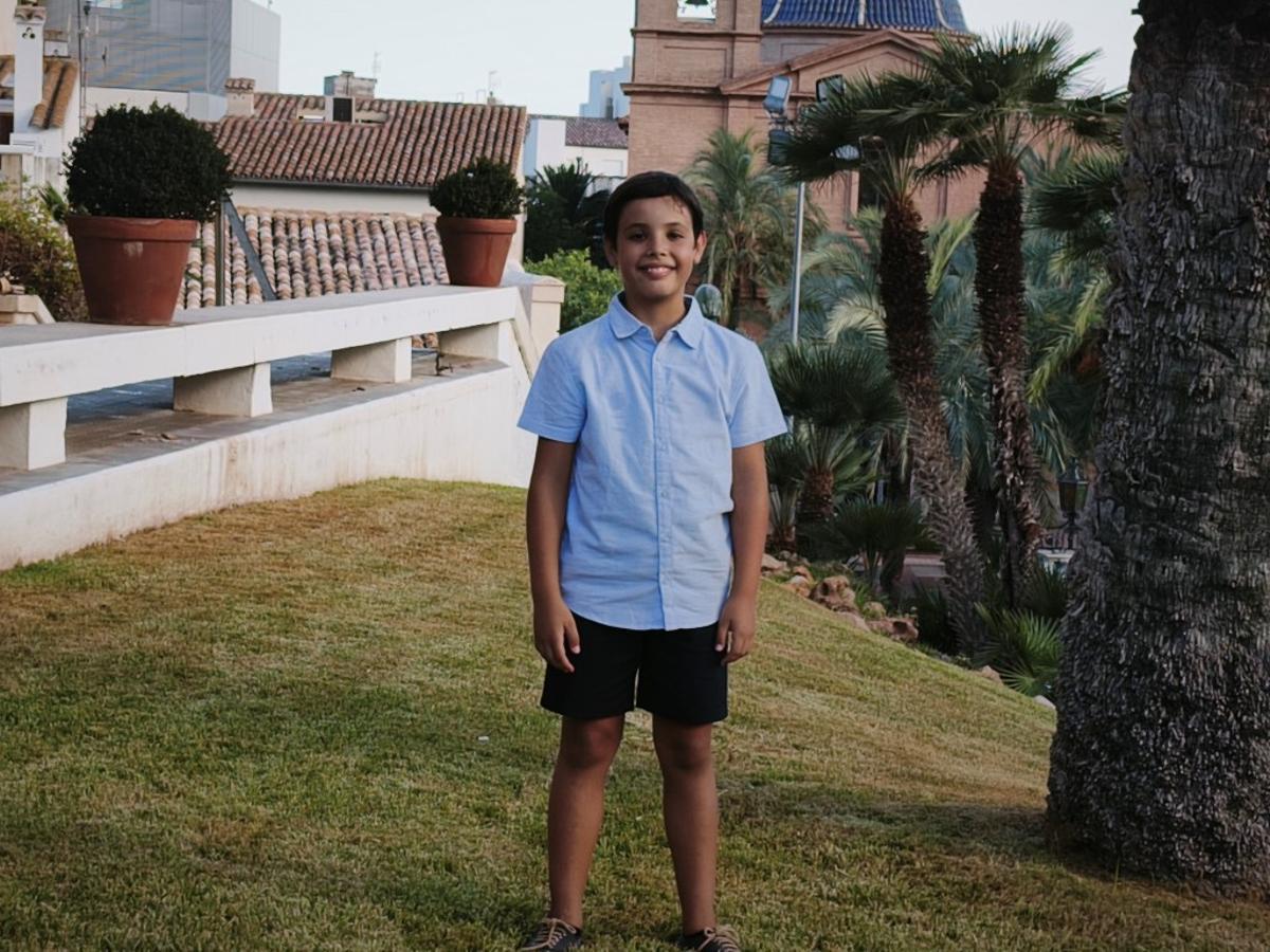 Las nuevas cortes de Benicàssim posan por primera vez con sus 24 representantes Las nuevas cortes de Benicàssim posan por primera vez con sus 24 representantes