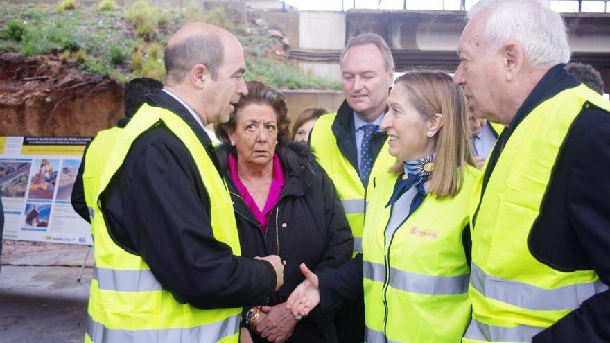La Ministra de Fomento visita las obras de eliminación del STOP de Feycu de  Xirivella - Levante-EMV