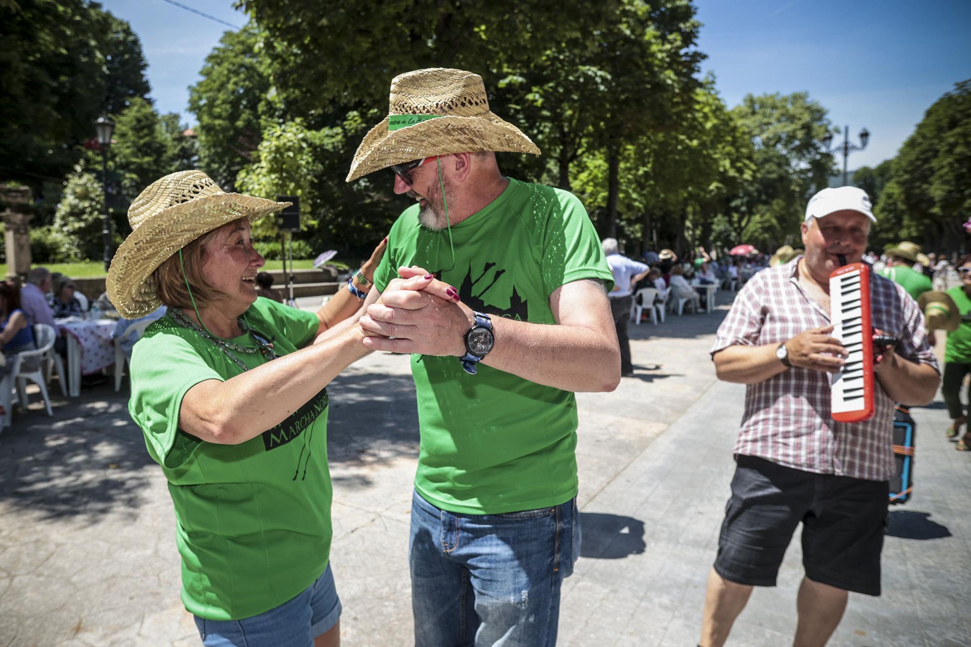 Martes de Campo: los ovetenses comienzan la fiesta