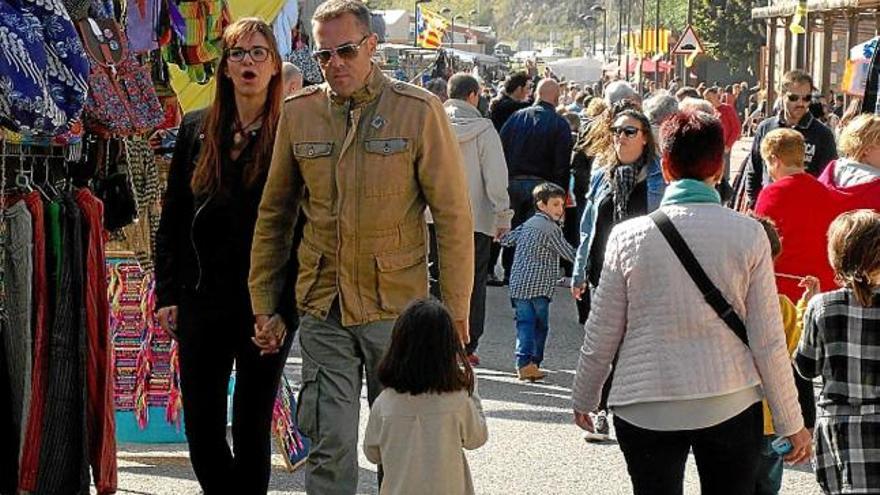 Visitants a la fira de Tots Sants de Guardiola, l&#039;any passat