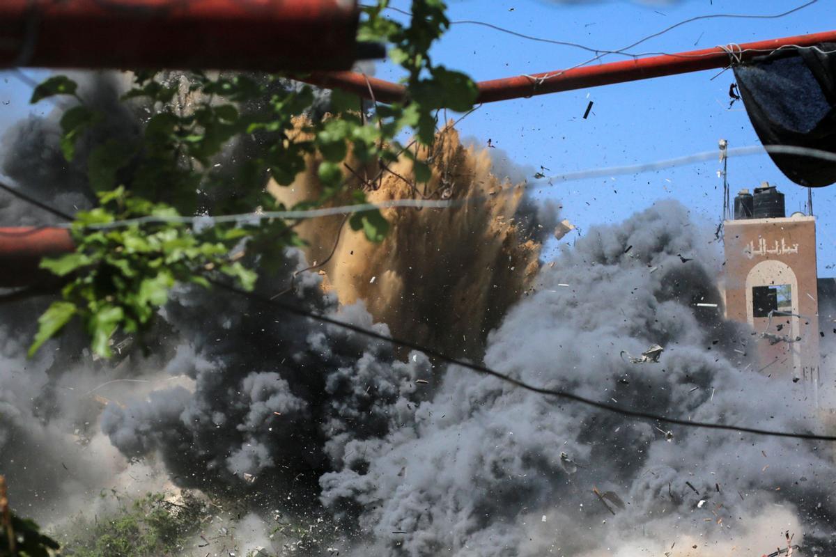 Israel responde a Yihad Islámica matando a otro cabecilla suyo. La aviación israelí ha bombardeado Rafah y las sirenas han sonado en el centro y sur de Israel Desde el martes han muerto ya 33 personas en Gaza, entre ellos al menos 15 civiles