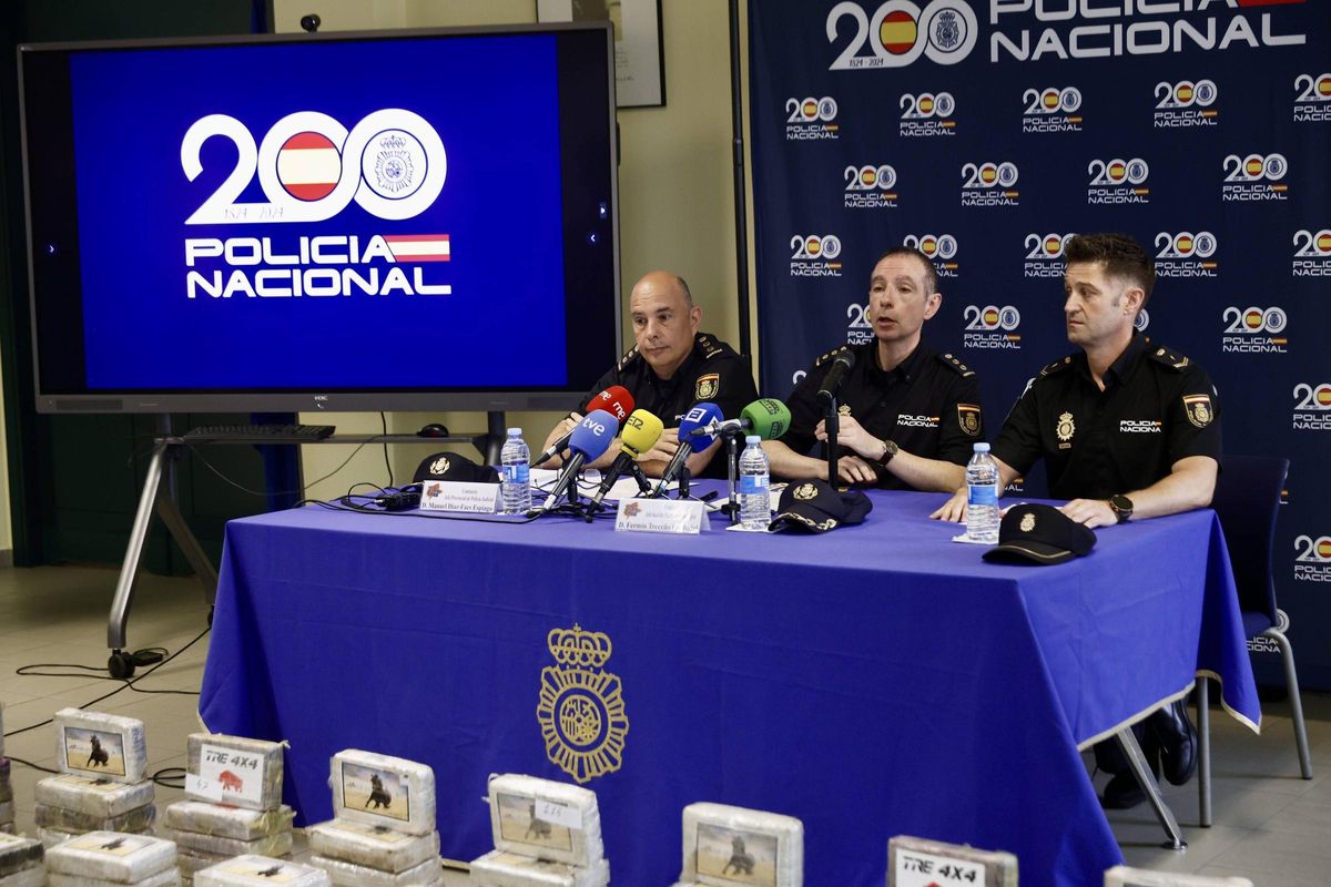 Por la izquierda, Manuel Díaz Faes, Fermín Treceño Carvajal y Rubén Llano.