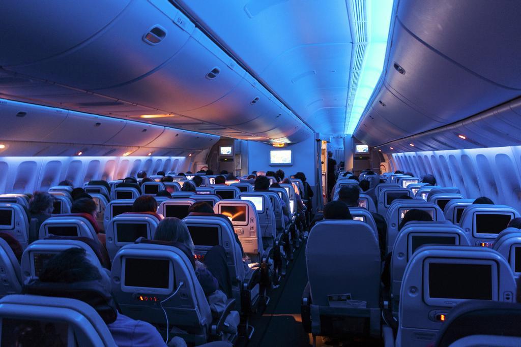 Iluminación tenue para el despegue y aterrizaje