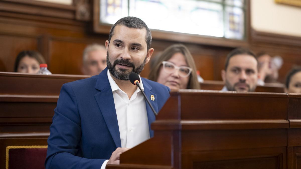 El portaveu socialista a la Diputació de Castelló, Samuel Falomir, a un plenari.