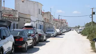 «Costas ha abandonado a los vecinos de El Pinet»