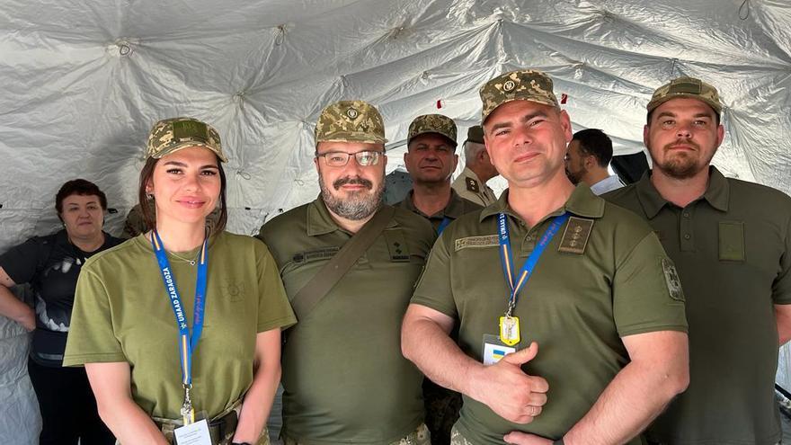Equip de l'exèrcit d'Ucraïna que ha viatjat a Espanya per formar-se per portar l'hospital de campanya