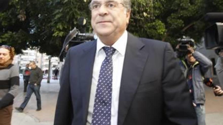 El juzgado amplía a 1,1 millones la investigación por los sobrecostes del Calderón