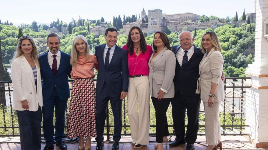 Moreno presentó a los candidatos del PP en un acto en Granada