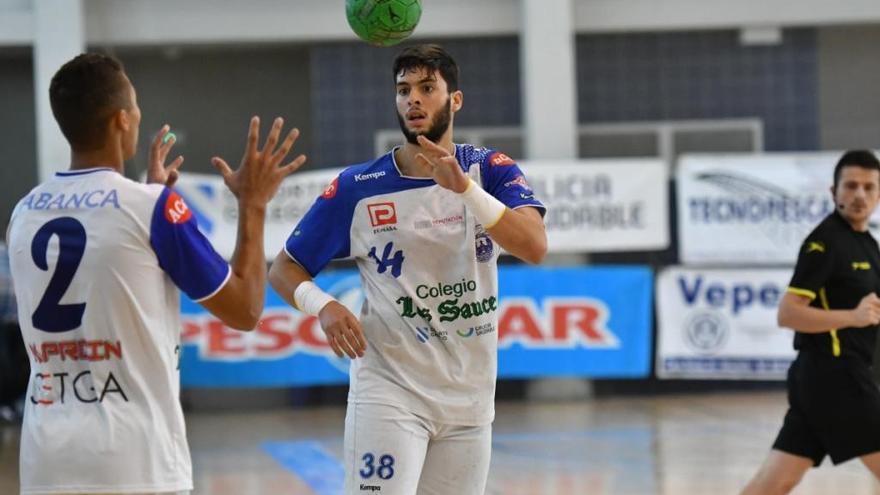 Carlos Pombo, durante su etapa en el Cisne. // FdV