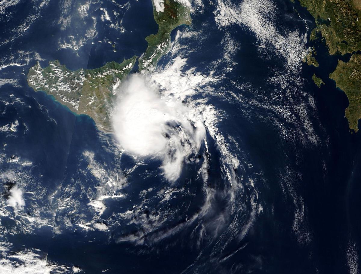 Ciclón tropical mediterráneo sobre Italia en octubre 2005-